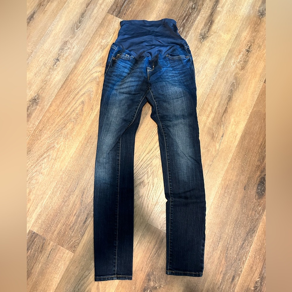 Old Navy maternity jeans